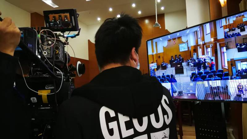 AI生成VS人工创意——鄂伦春自治旗广告片拍摄公司的技术浪漫主义实践